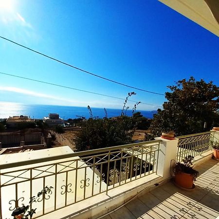 Villa "Eva" - Entire Beachfront Holiday Home - 4S Agia Marina  외부 사진