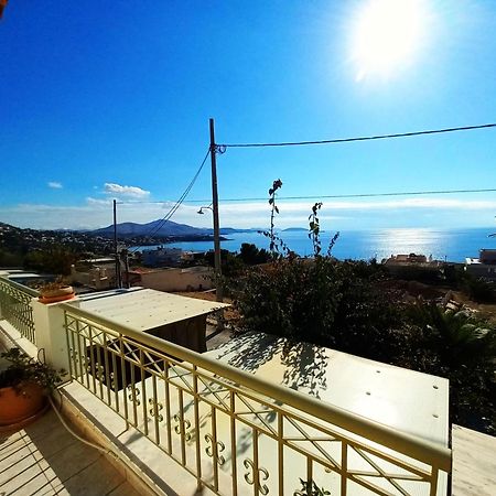 Villa "Eva" - Entire Beachfront Holiday Home - 4S Agia Marina  외부 사진
