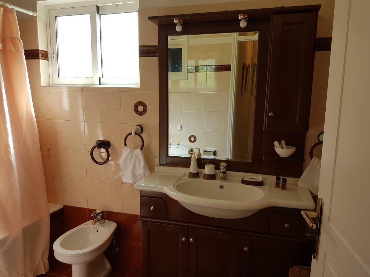 Villa "Eva" - Entire Beachfront Holiday Home - 4S Agia Marina  외부 사진