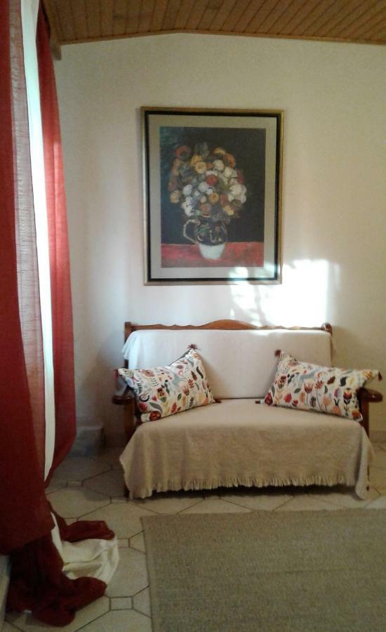 Villa "Eva" - Entire Beachfront Holiday Home - 4S Agia Marina  외부 사진